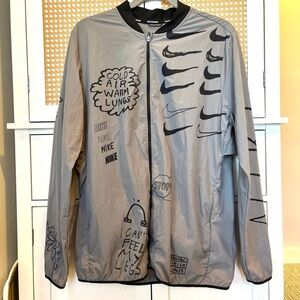 Nike Men's Graphic Gray Windbreaker